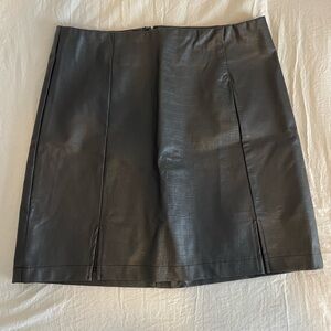Alya Black Textured faux leather Mini Skirt